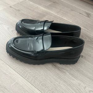 Like new patent leather loafers